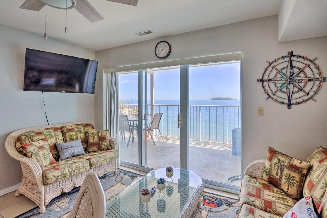 Cozy Lakefront Middle Bass Retreat With Balcony Put-in-Bay Bagian luar foto