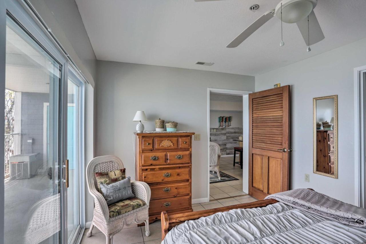 Cozy Lakefront Middle Bass Retreat With Balcony Put-in-Bay Bagian luar foto