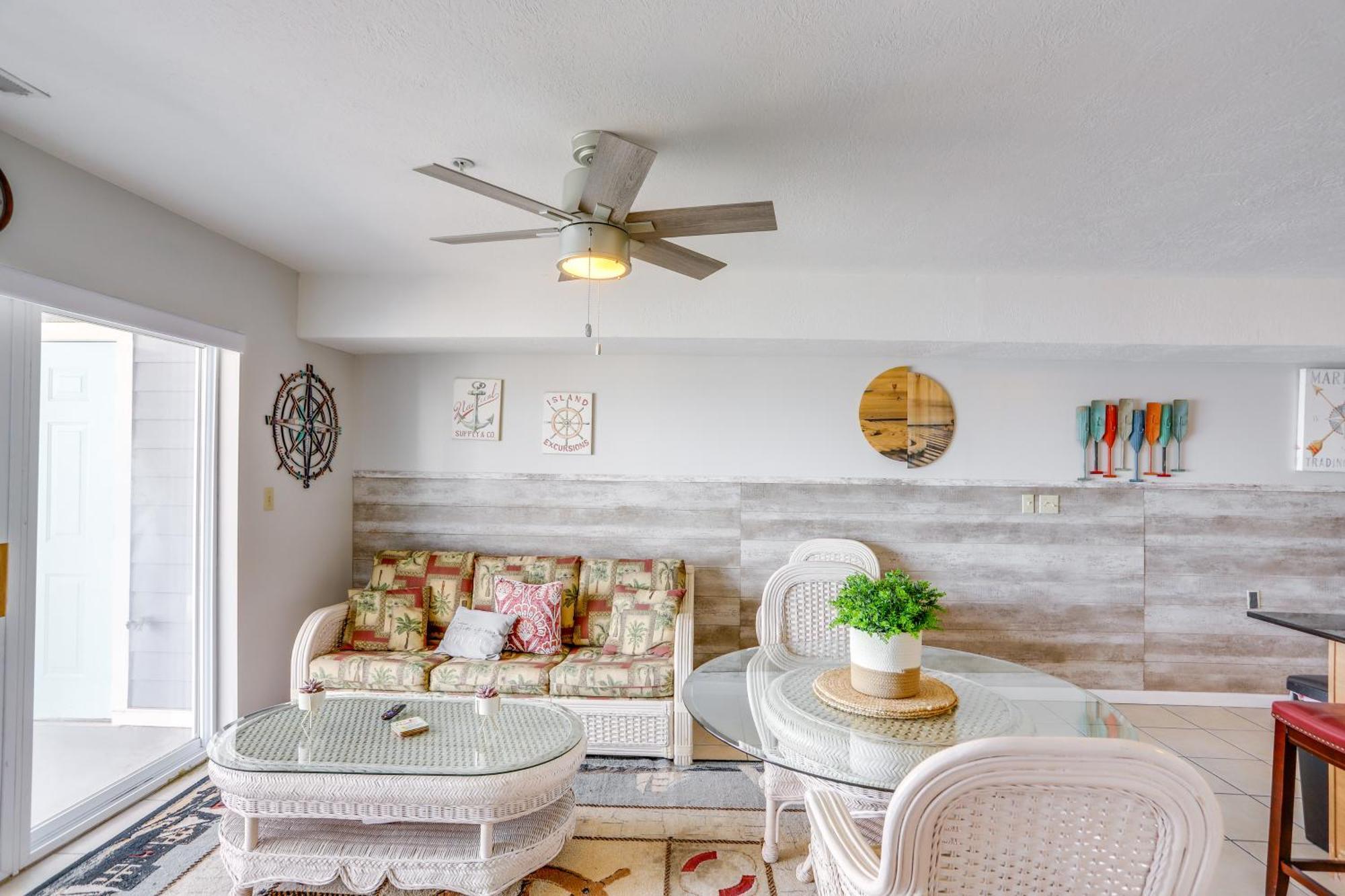 Cozy Lakefront Middle Bass Retreat With Balcony Put-in-Bay Bagian luar foto